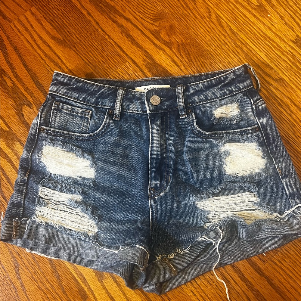 Pacsun Dark Indigo/Acid Mom Shorts in Size 24